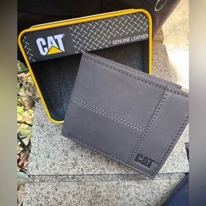 Genuine Leather Men's Bi-Fold Wallet - chocolate